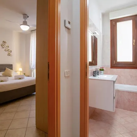 Mydreamcastelnuovo Parking Free Φλωρεντία
